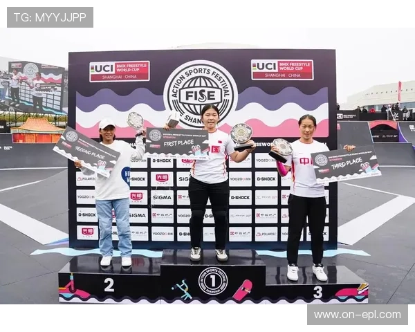 国际滑板街式精英赛中国选手洪韵资格赛出色,直通澳门 国际滑板街式精英赛中国选手洪韵资格赛出色,直通澳门